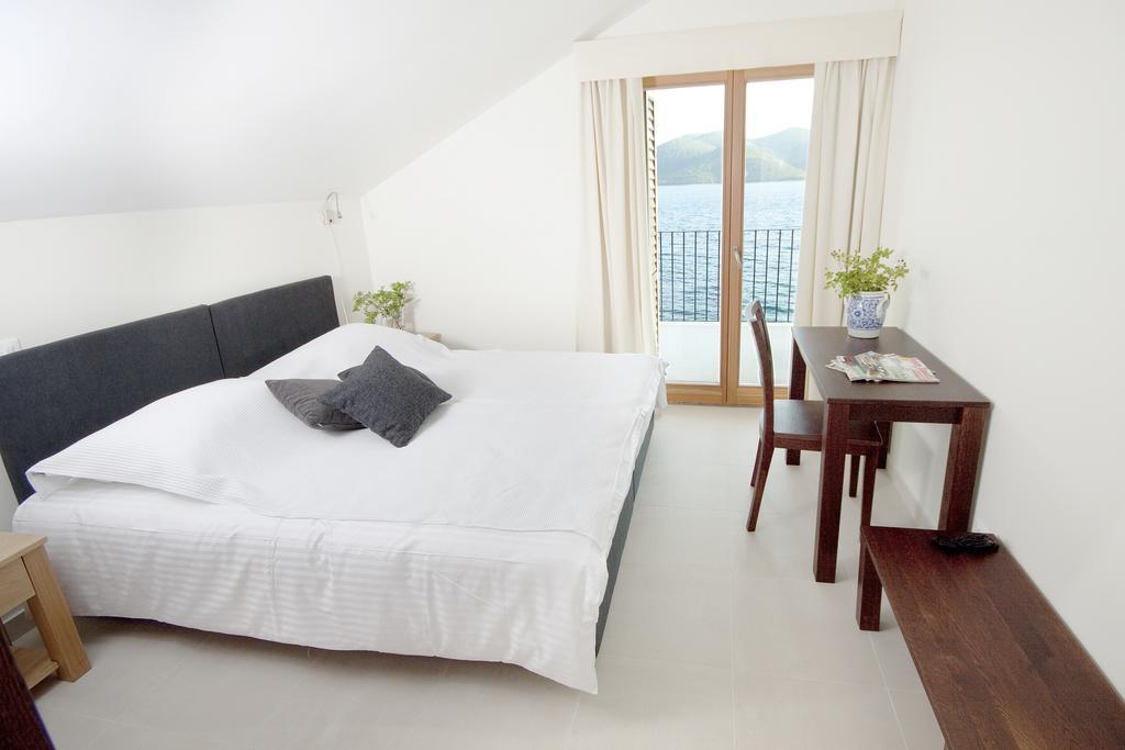 Eol Apartments Viganj Bagian luar foto
