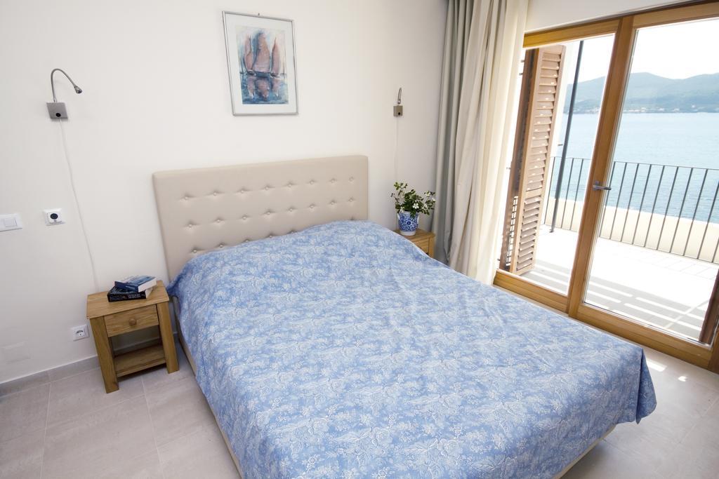 Eol Apartments Viganj Bagian luar foto
