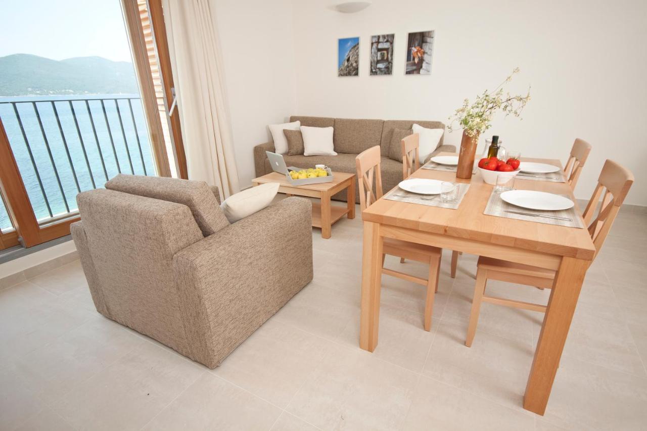 Eol Apartments Viganj Bagian luar foto